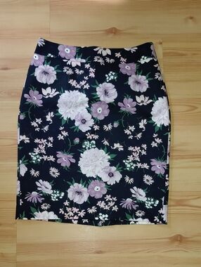 Ann Taylor Factory Floral Pencil Skirt